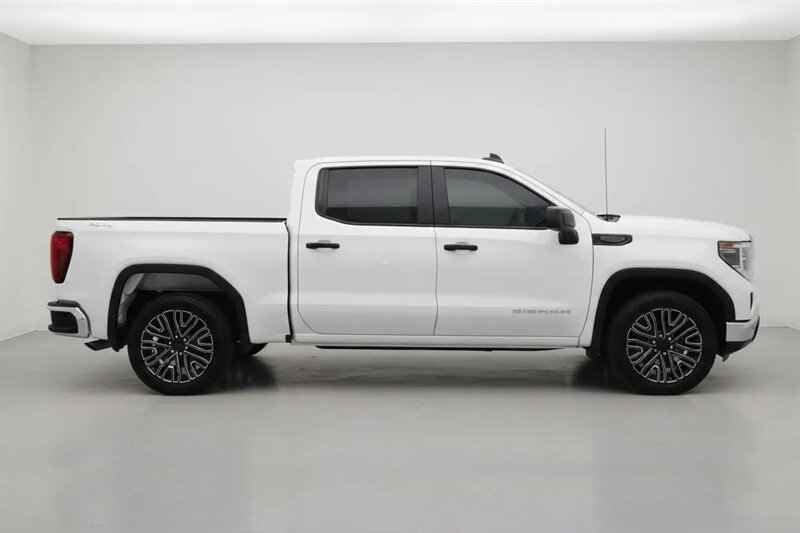 2022 GMC SIERRA 1500 CREW CAB Pro